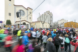 La 6a cursa Corro Contra el Càncer omple Sabadell de solidaritat 